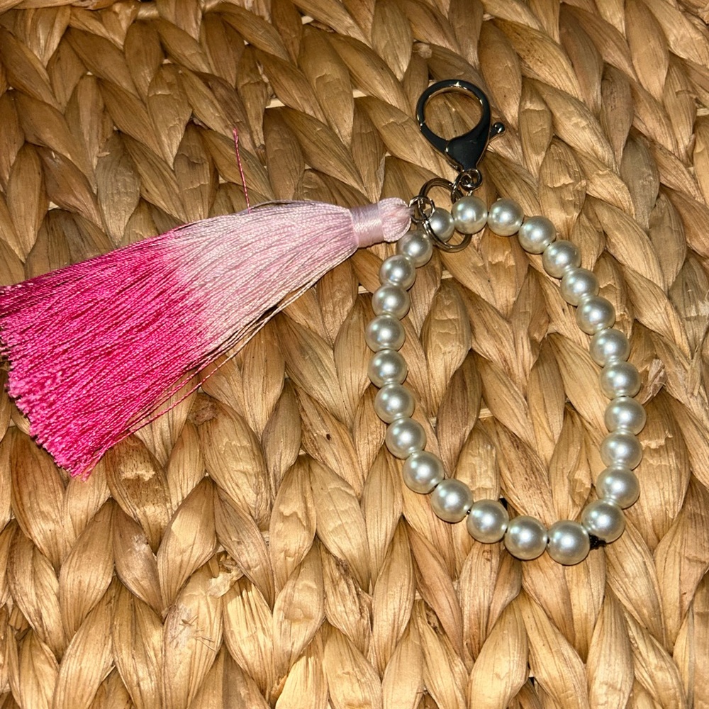 Elegant Pearl Beaded Keychain with Pink Tassel